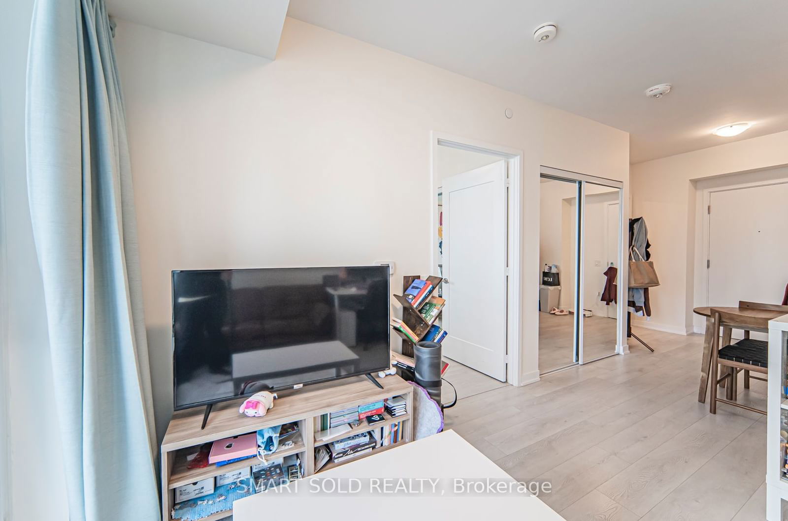 28 Freeland St, unit 1603 for rent