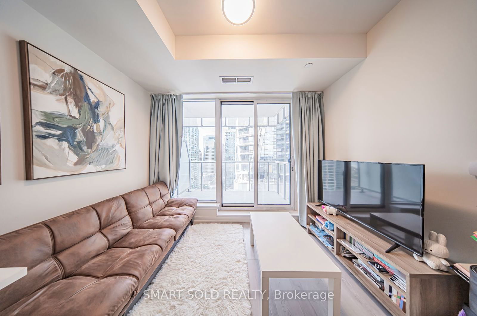 28 Freeland St, unit 1603 for rent