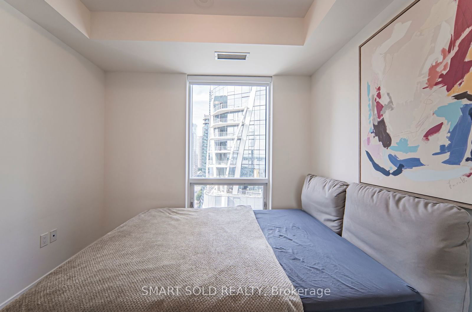 28 Freeland St, unit 1603 for rent