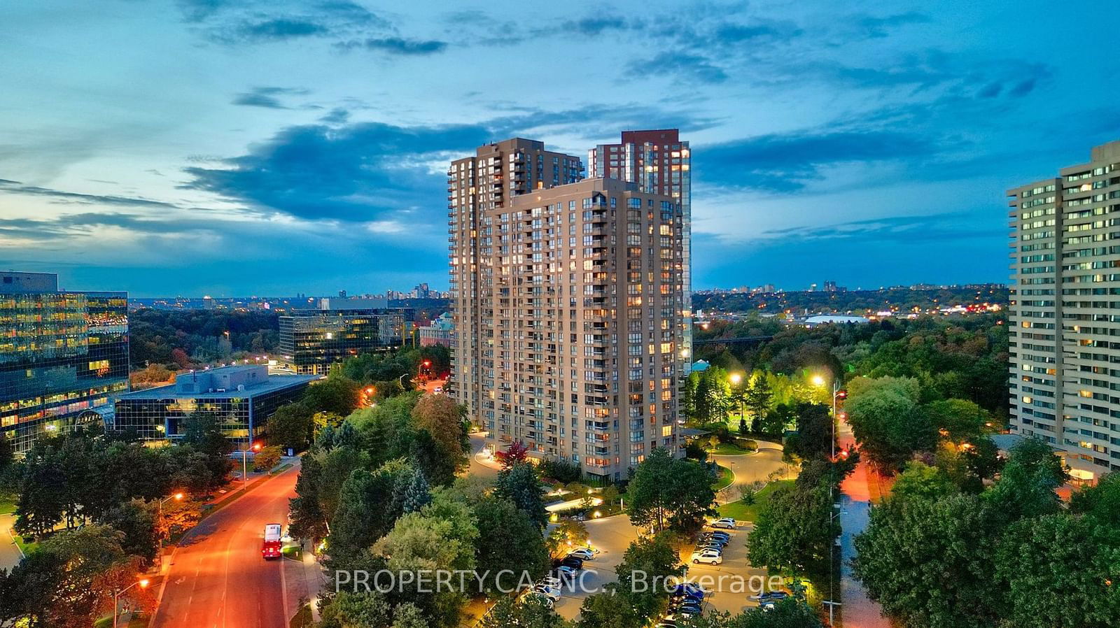 1 Concorde Pl, unit 606 for sale