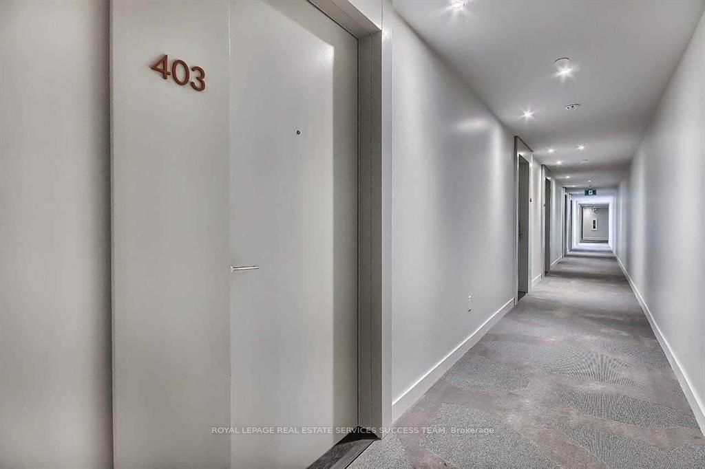 60 Colborne St, unit 403 for rent