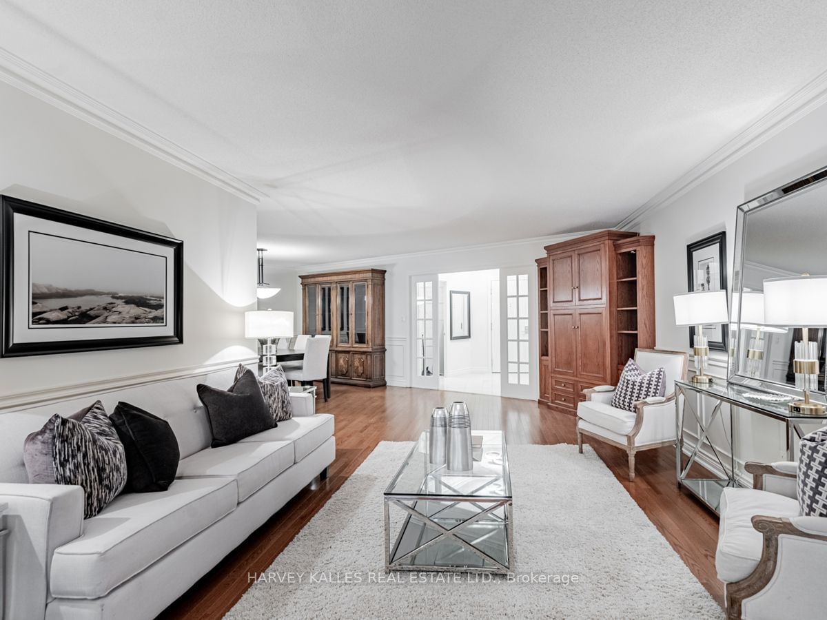 3181 Bayview Ave, unit 109 for sale