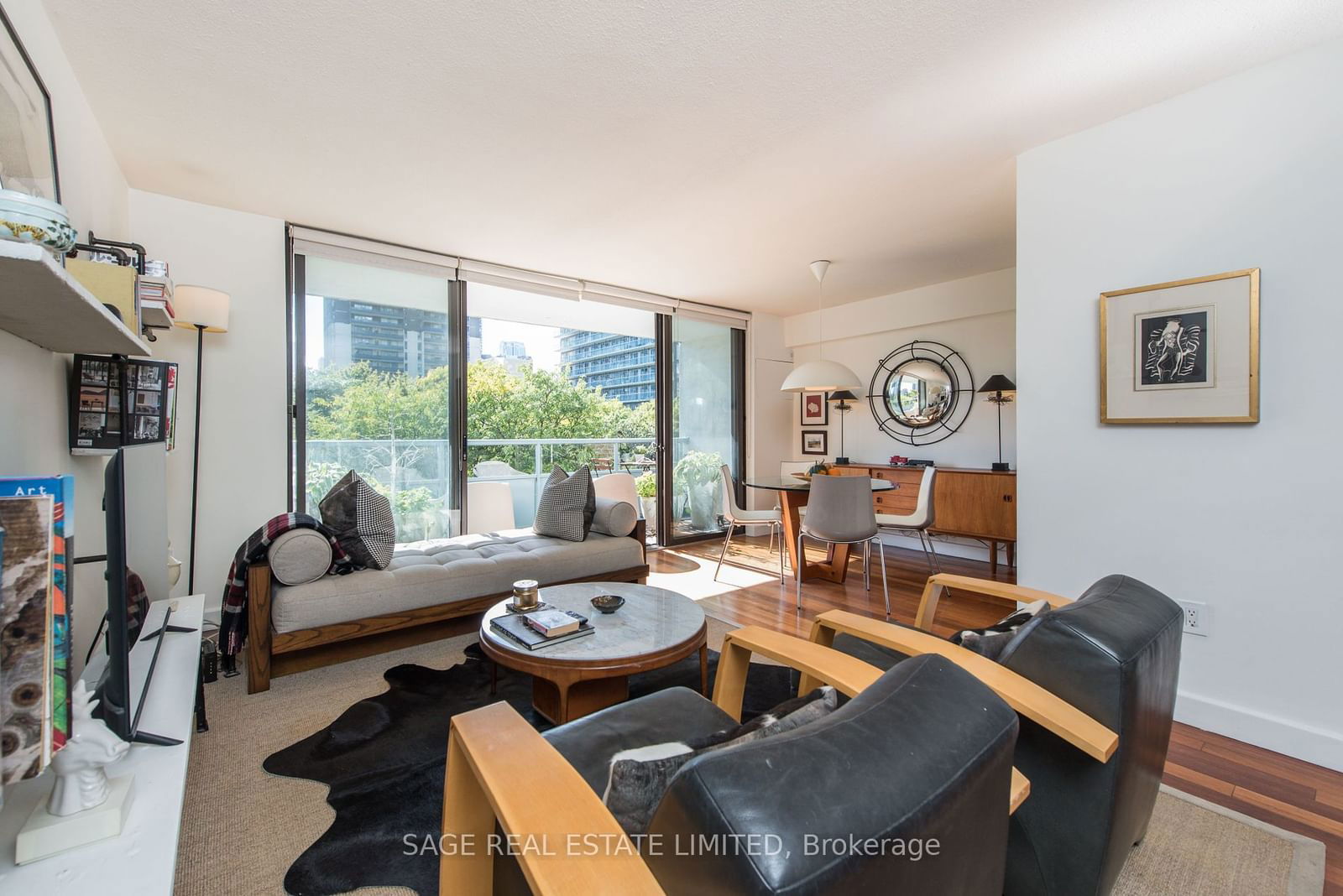 30 Gloucester St, unit 604 for sale