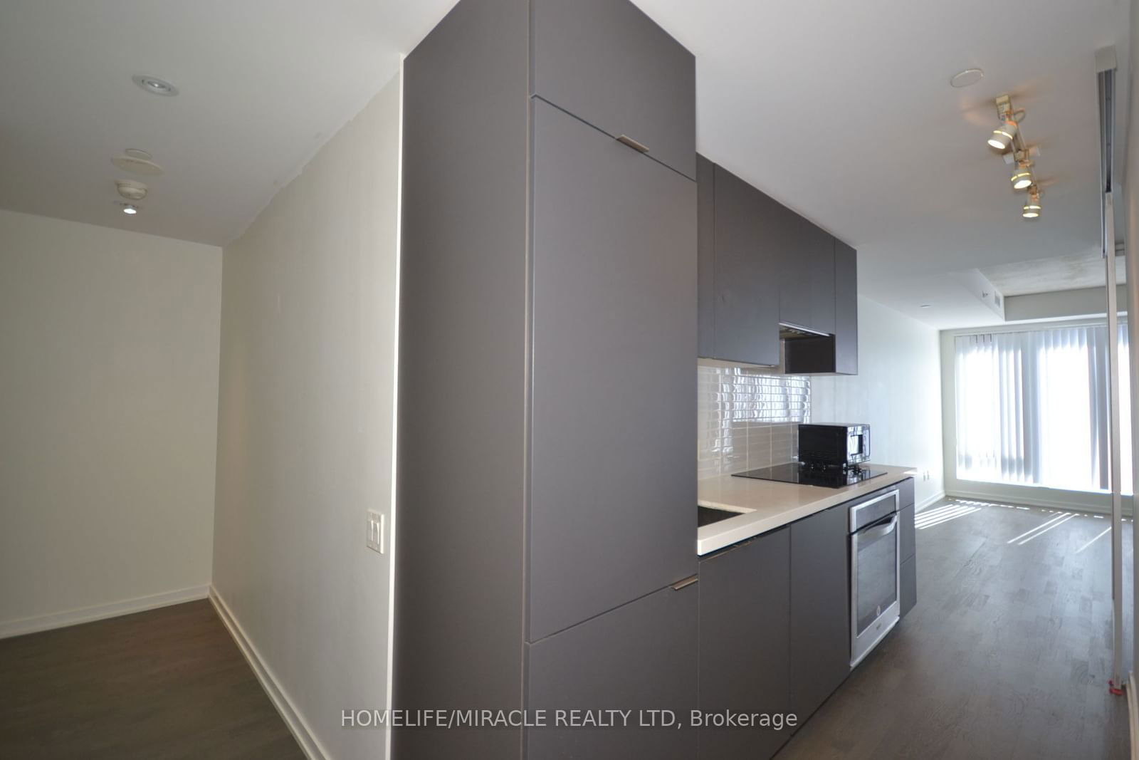 60 Colborne St, unit 518 for rent