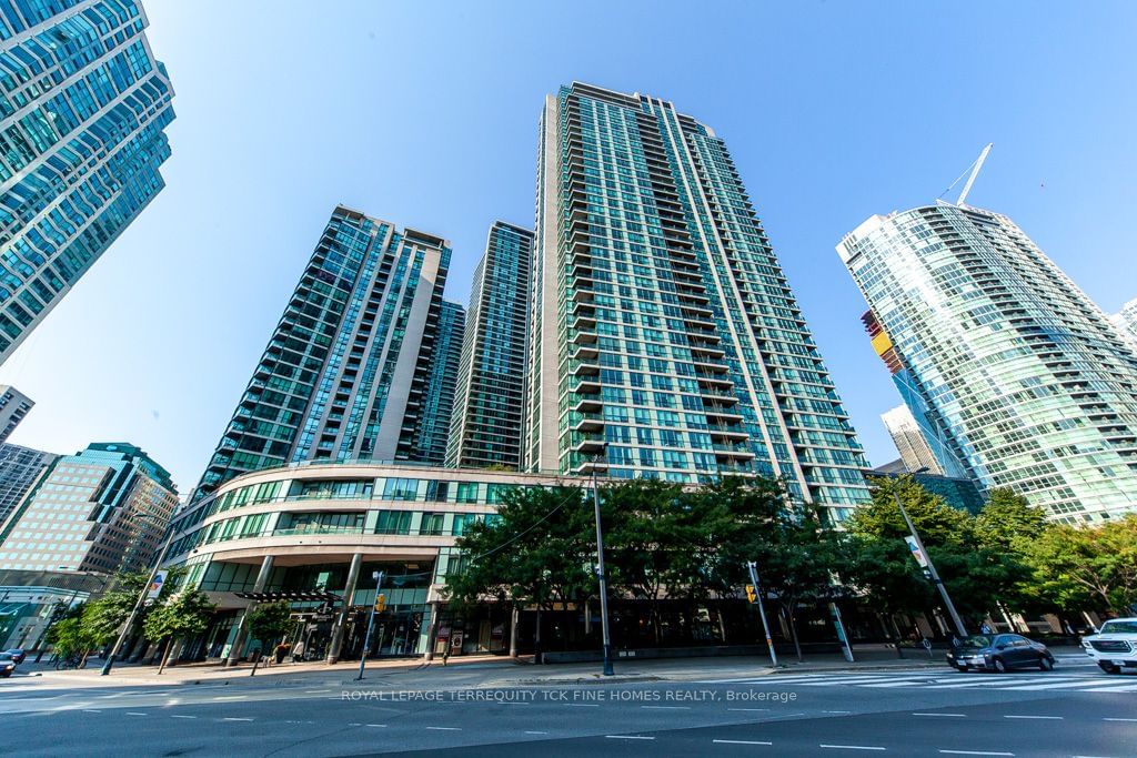 16 Yonge St, unit 1109 for sale