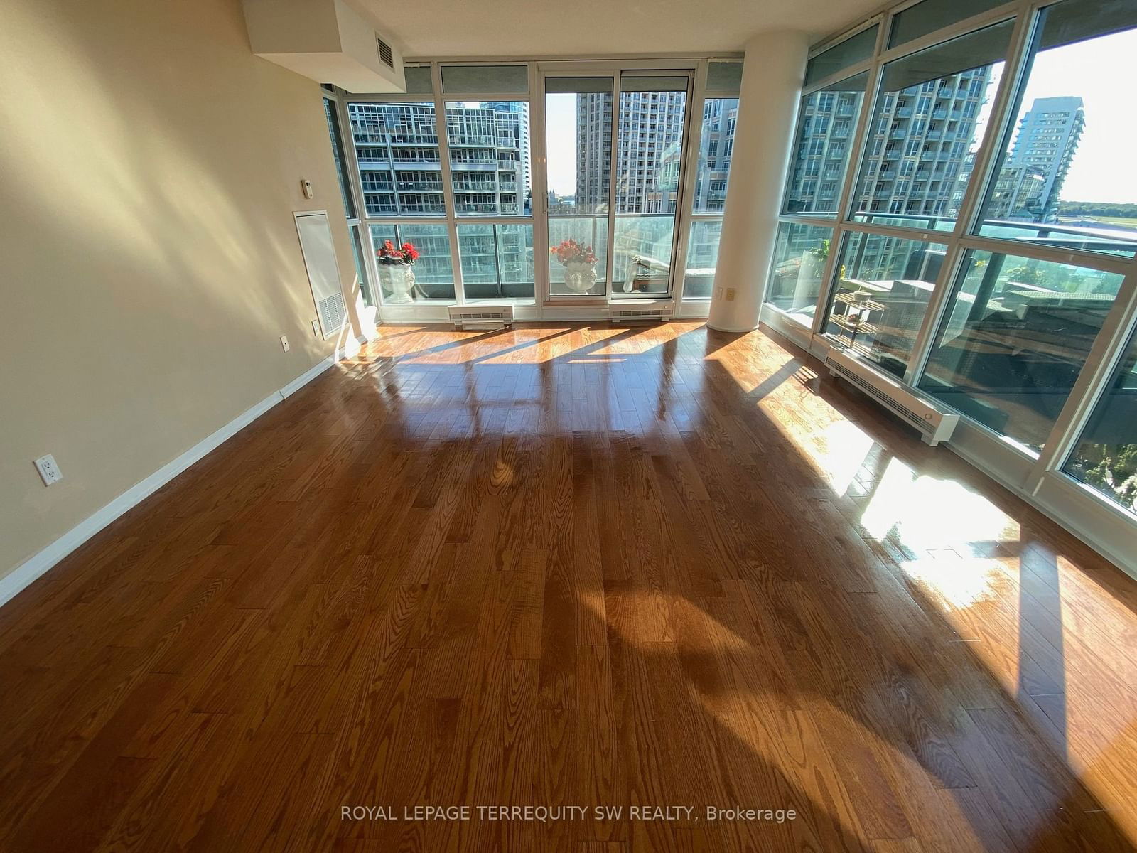 209 Fort York Blvd, unit 1371 for rent