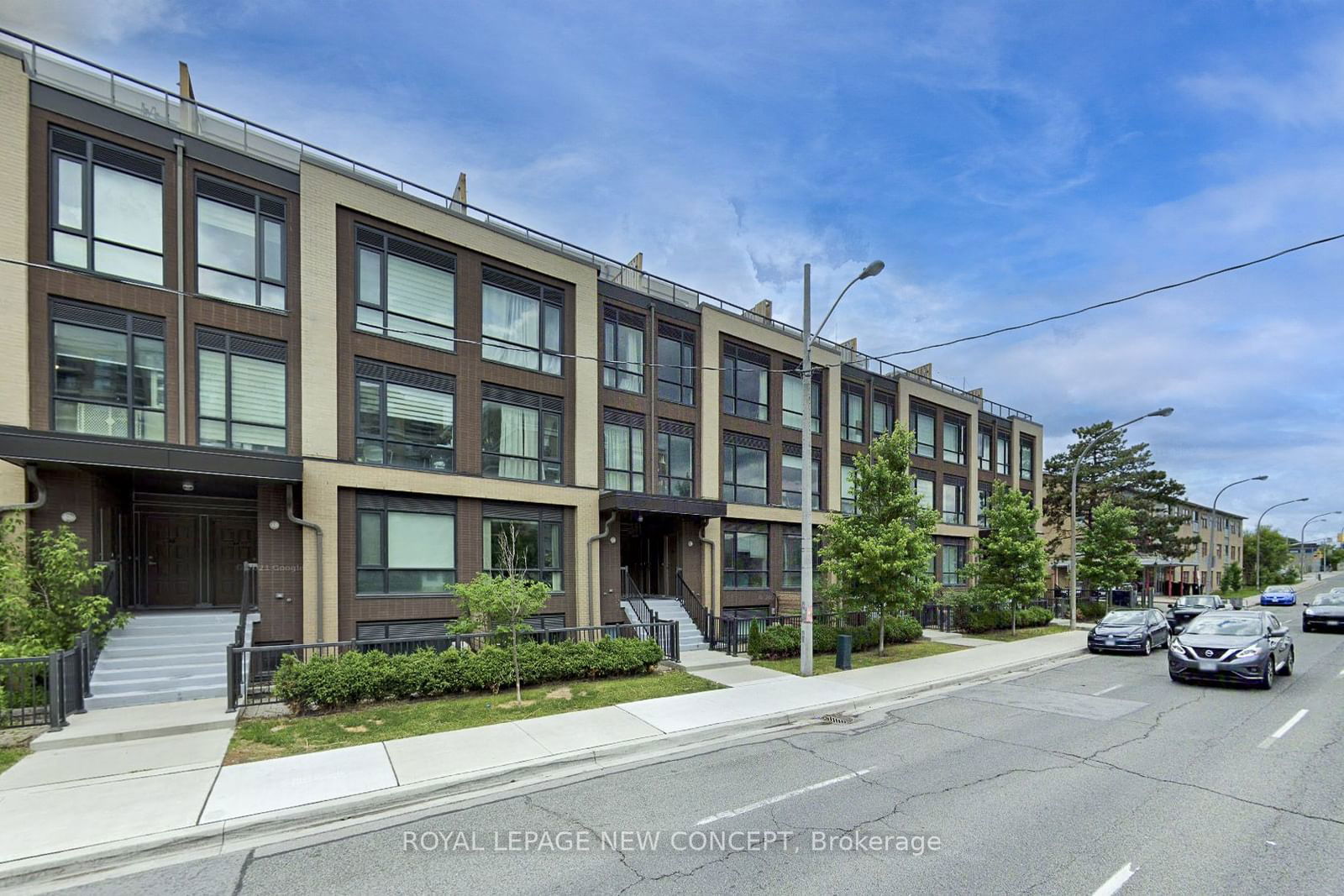 LA Courtyards Townhomes, North York, Toronto