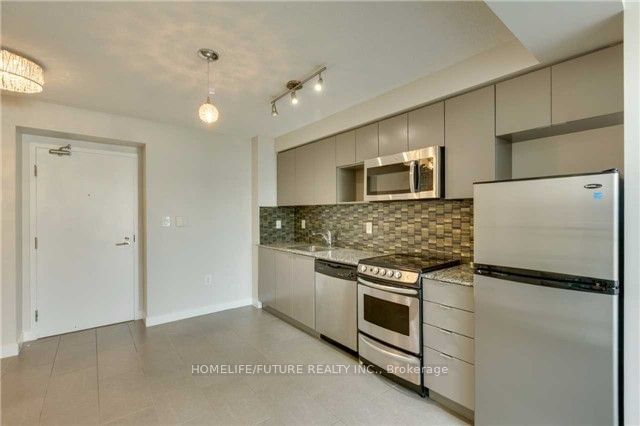 15 Fort York Blvd, unit 3708 for rent