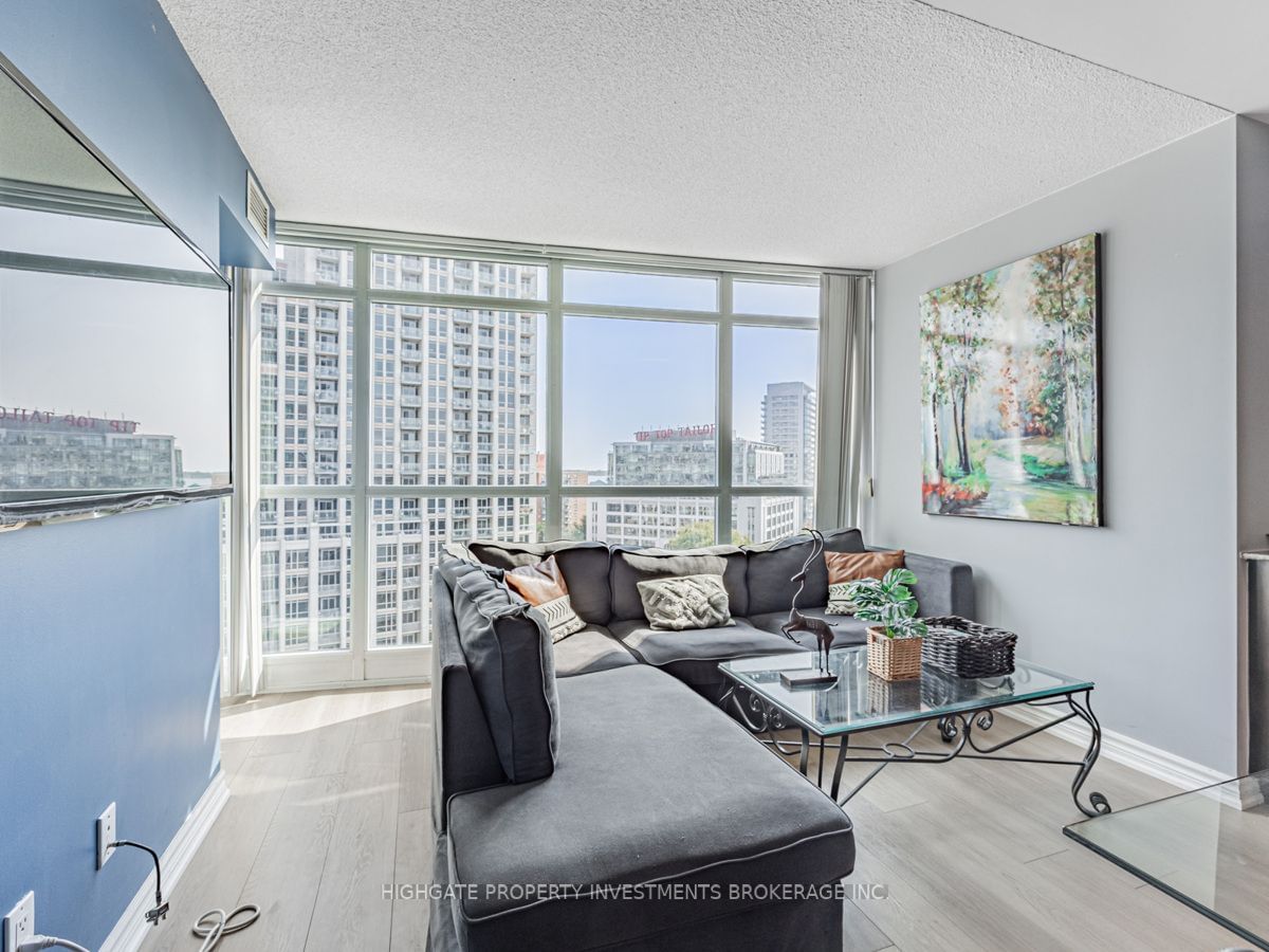 215 Fort York Blvd, unit 1302 for rent