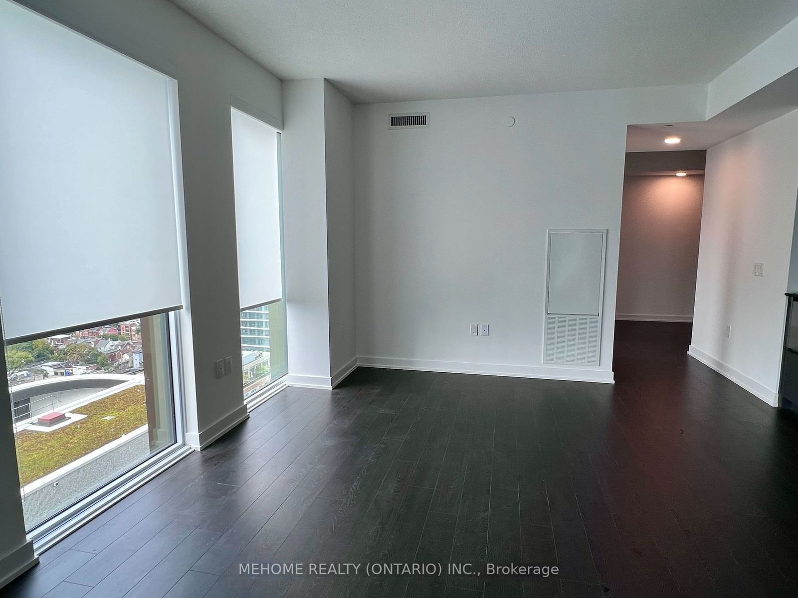 238 simcoe St, unit 2508 for rent