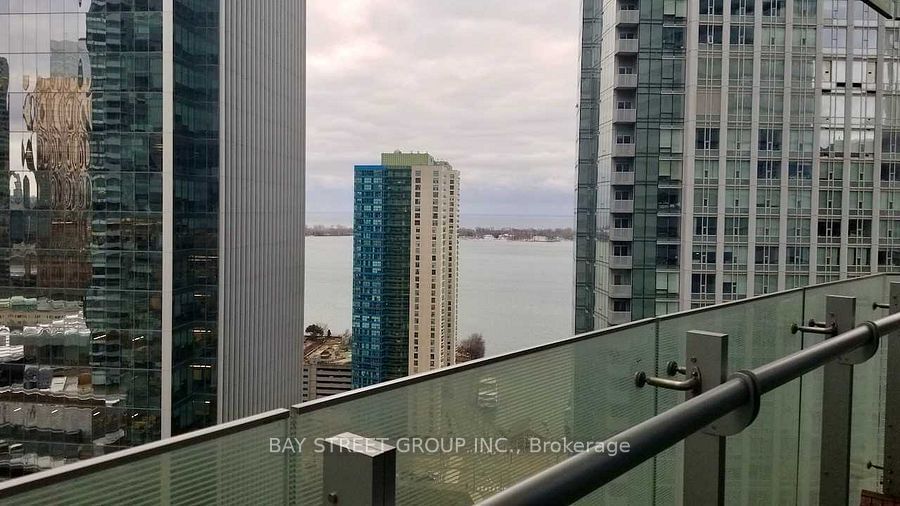 14 York St, unit 2602 for rent