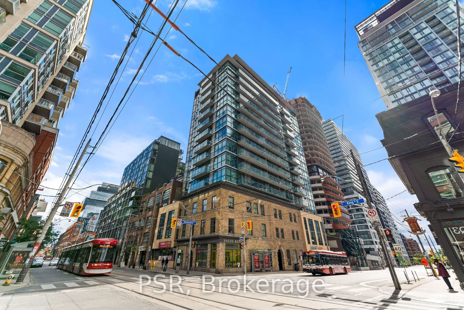 39 Sherbourne St, unit 503 for rent