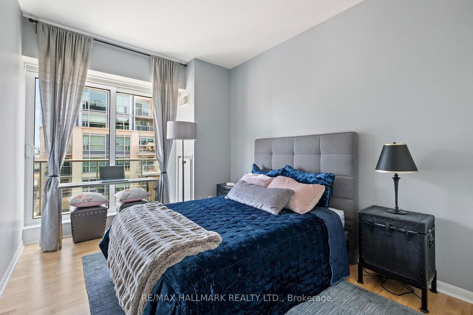 333 Adelaide St E, unit 1205 for sale