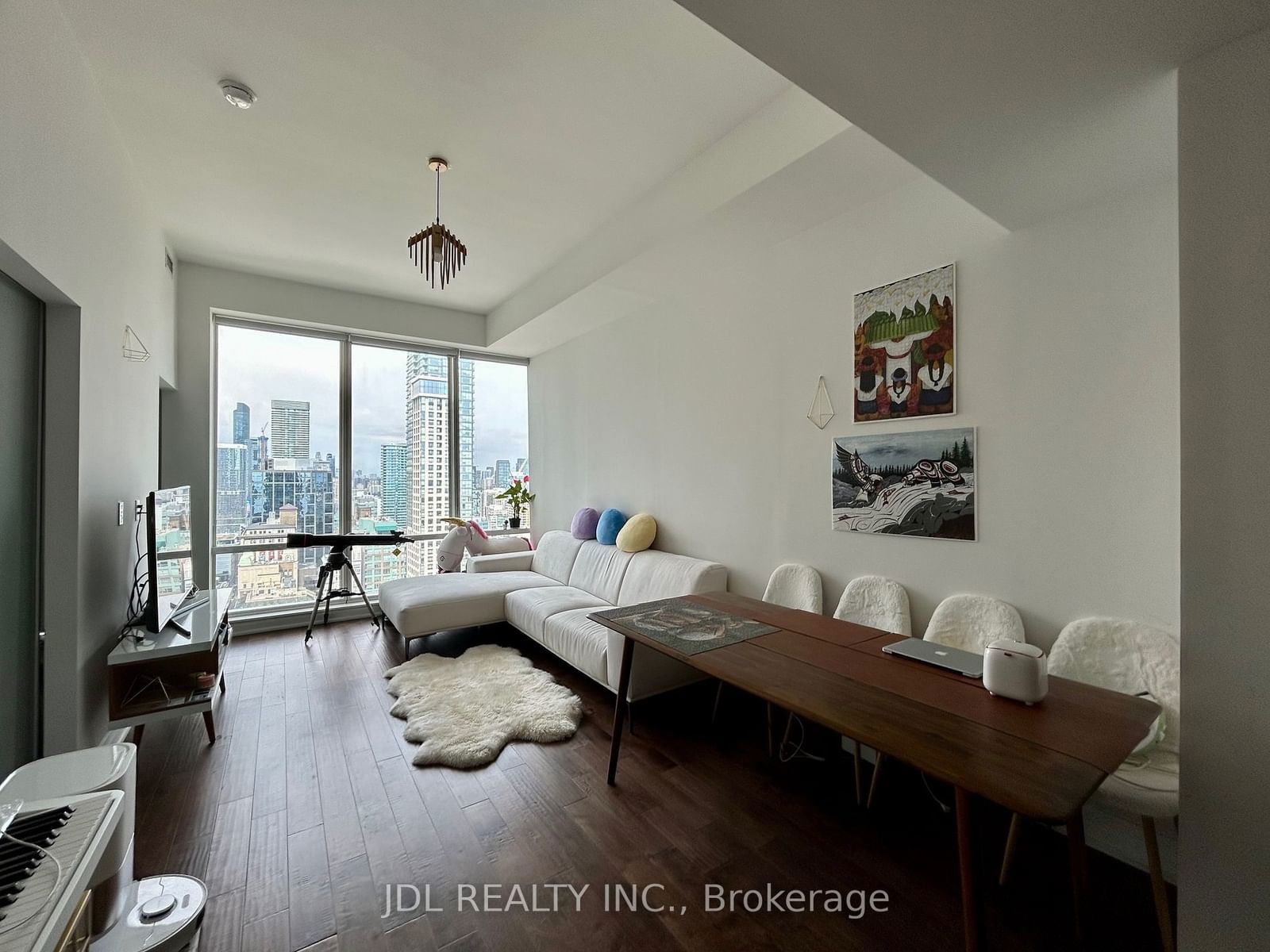 8 The Esplanade, unit 3806 for rent