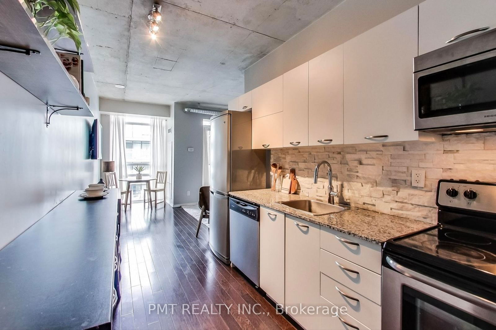 150 Sudbury St, unit 1707 for rent