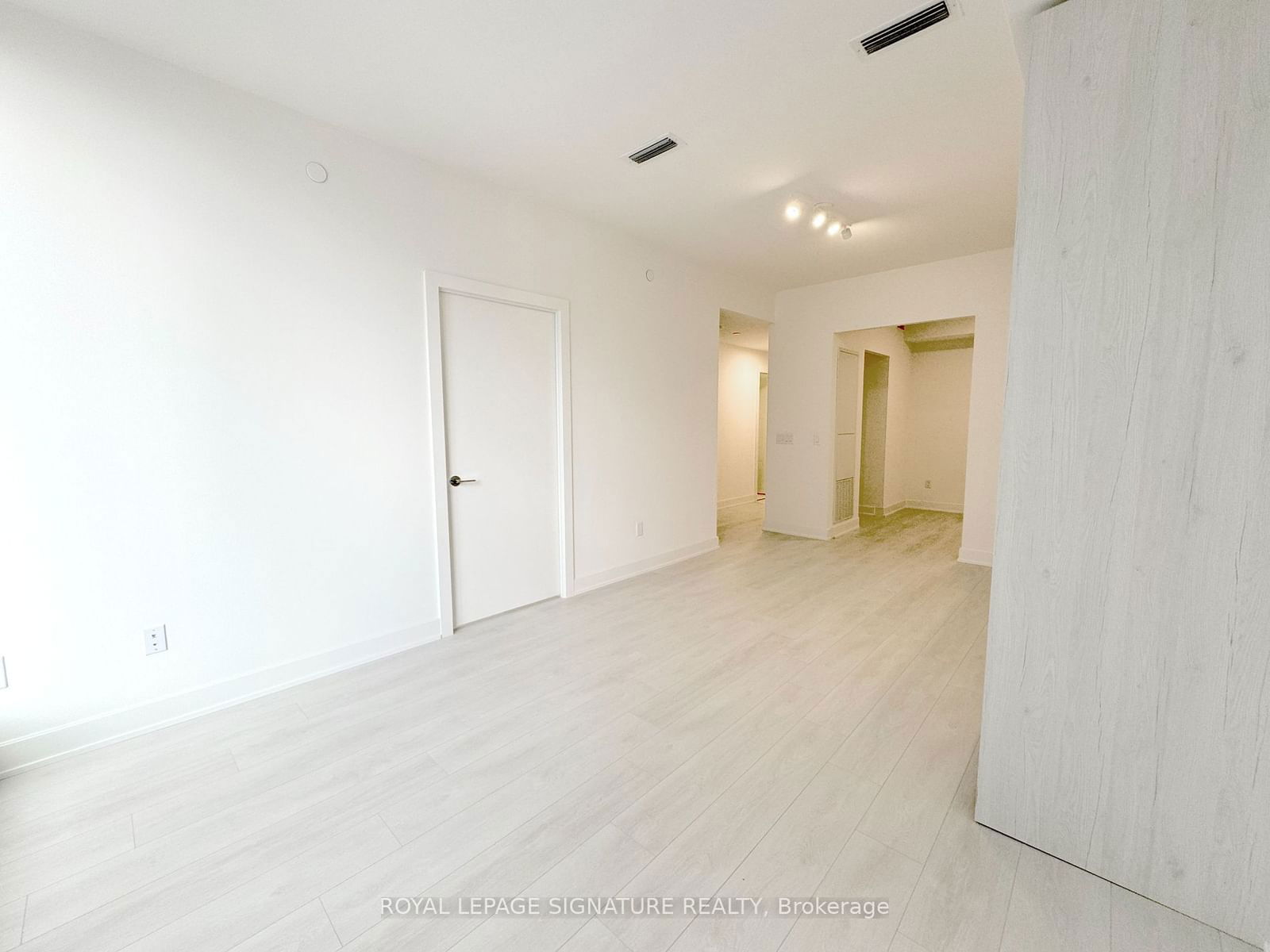 35 Mercer St, unit 2511 for rent