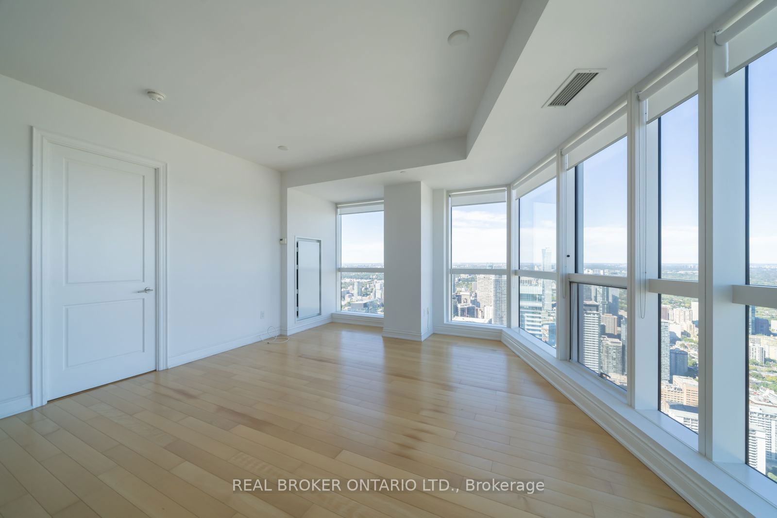 388 Yonge St, unit 7302 for rent