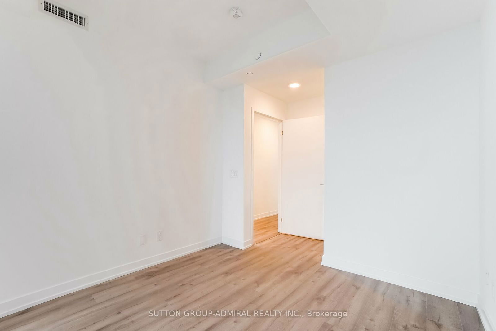 135 East Liberty St, unit 1003 for rent