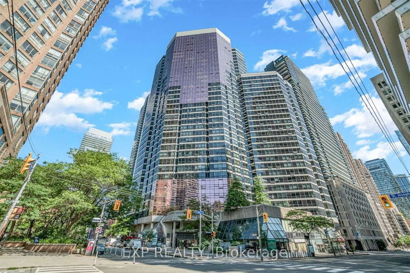 1001 Bay St, unit 2607 for rent