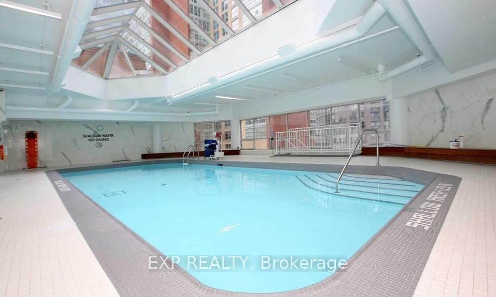 1001 Bay St, unit 2607 for rent