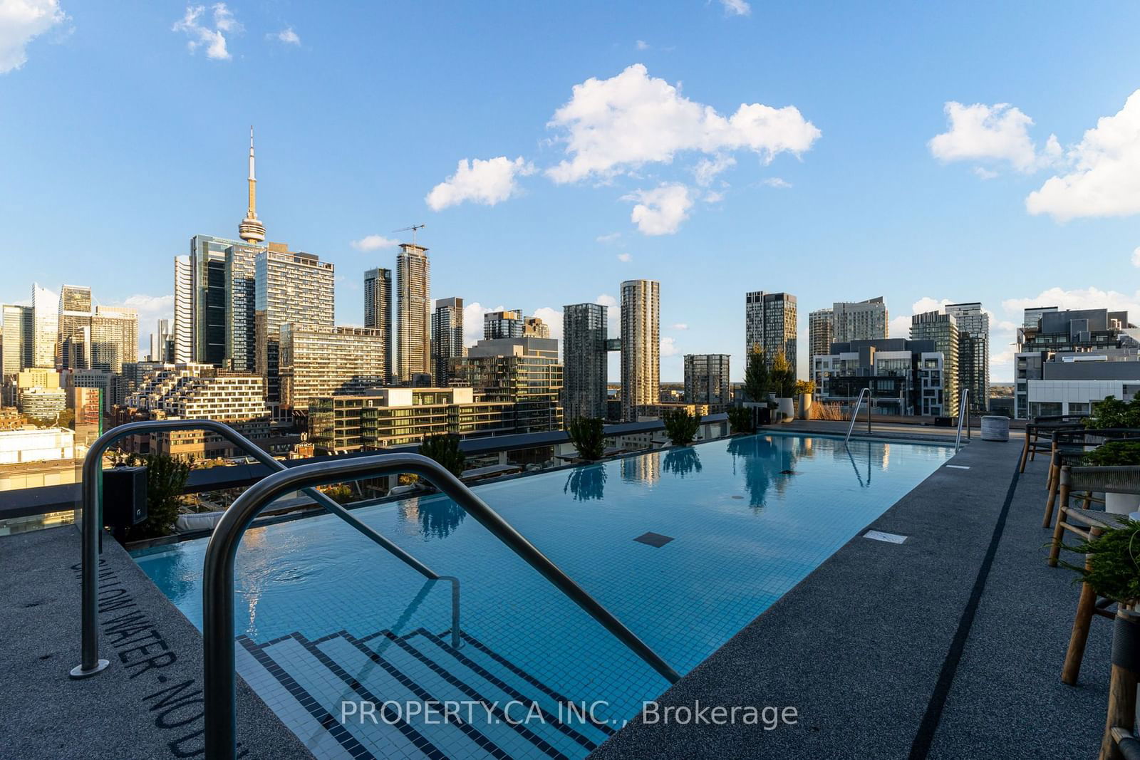 55 Stewart St, unit 729 for sale