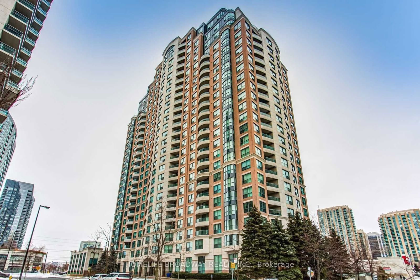 7 Lorraine Dr, unit 802 for rent