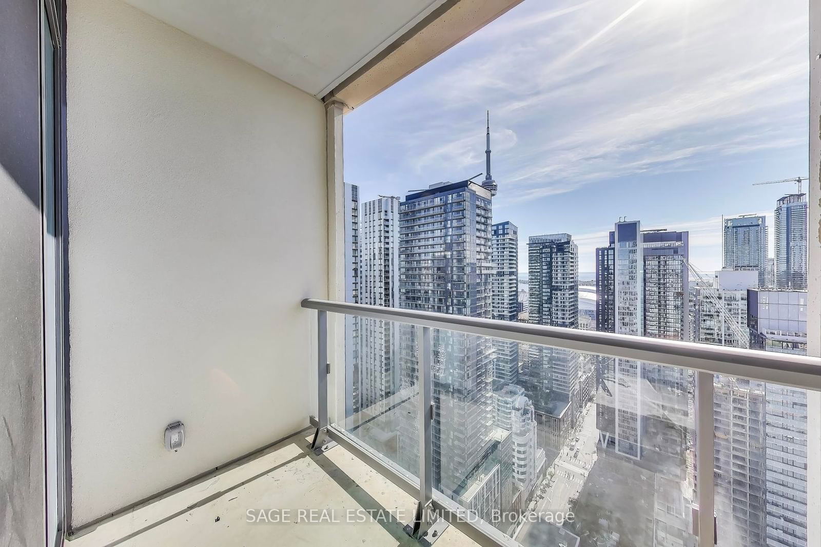 108 Peter St, unit 4209 for sale