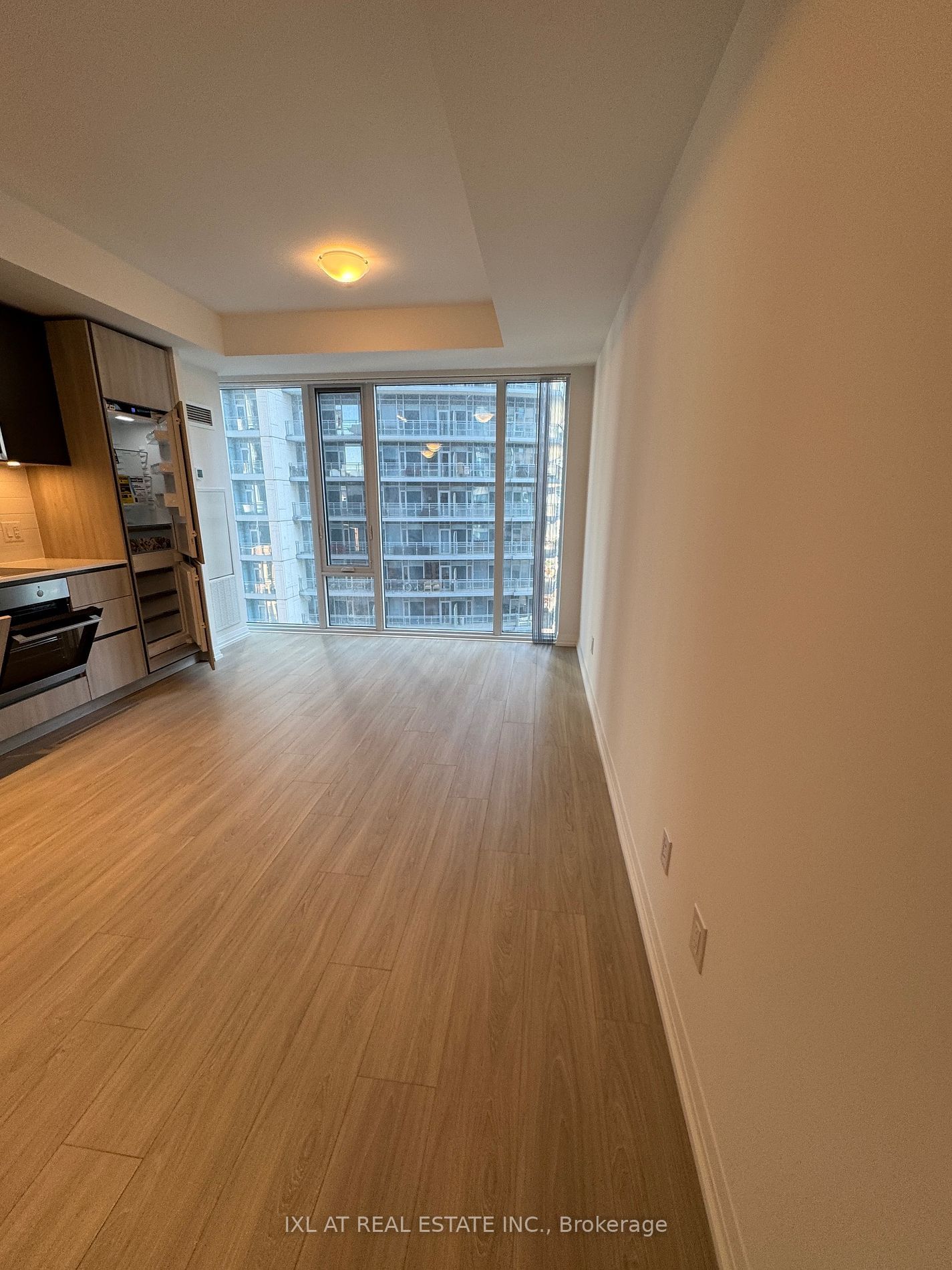 8 Widmer St, unit 1708 for rent