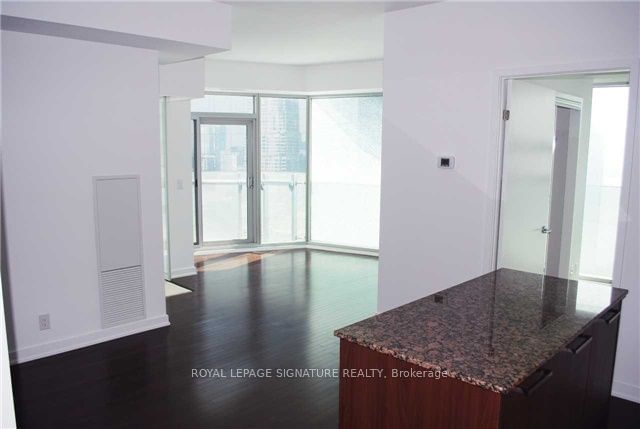 14 York St, unit 2902 for rent