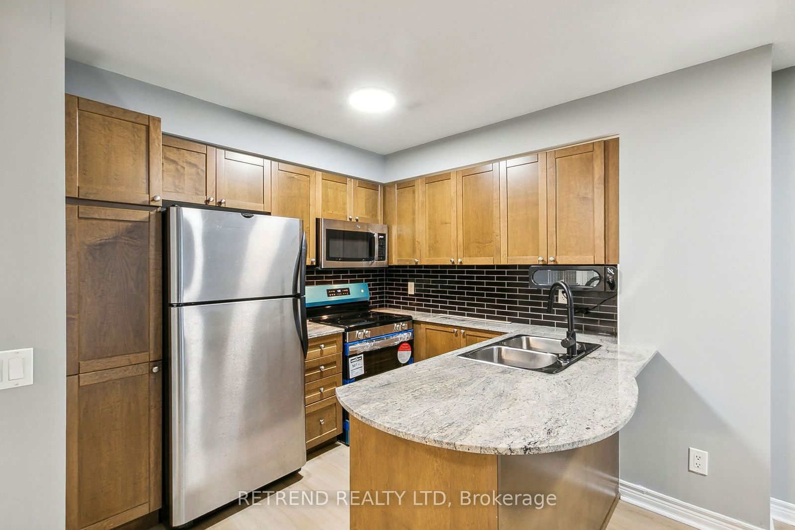 763 Bay St, unit 2404 for sale