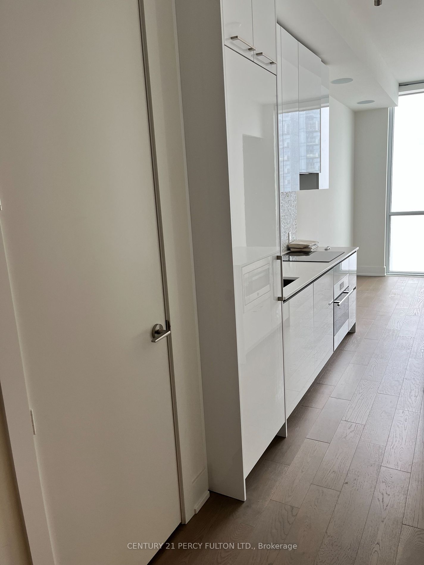 1 Yorkville Ave, unit 5603 for sale