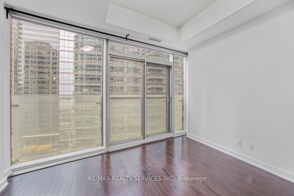 12 York St, unit 1308 for rent