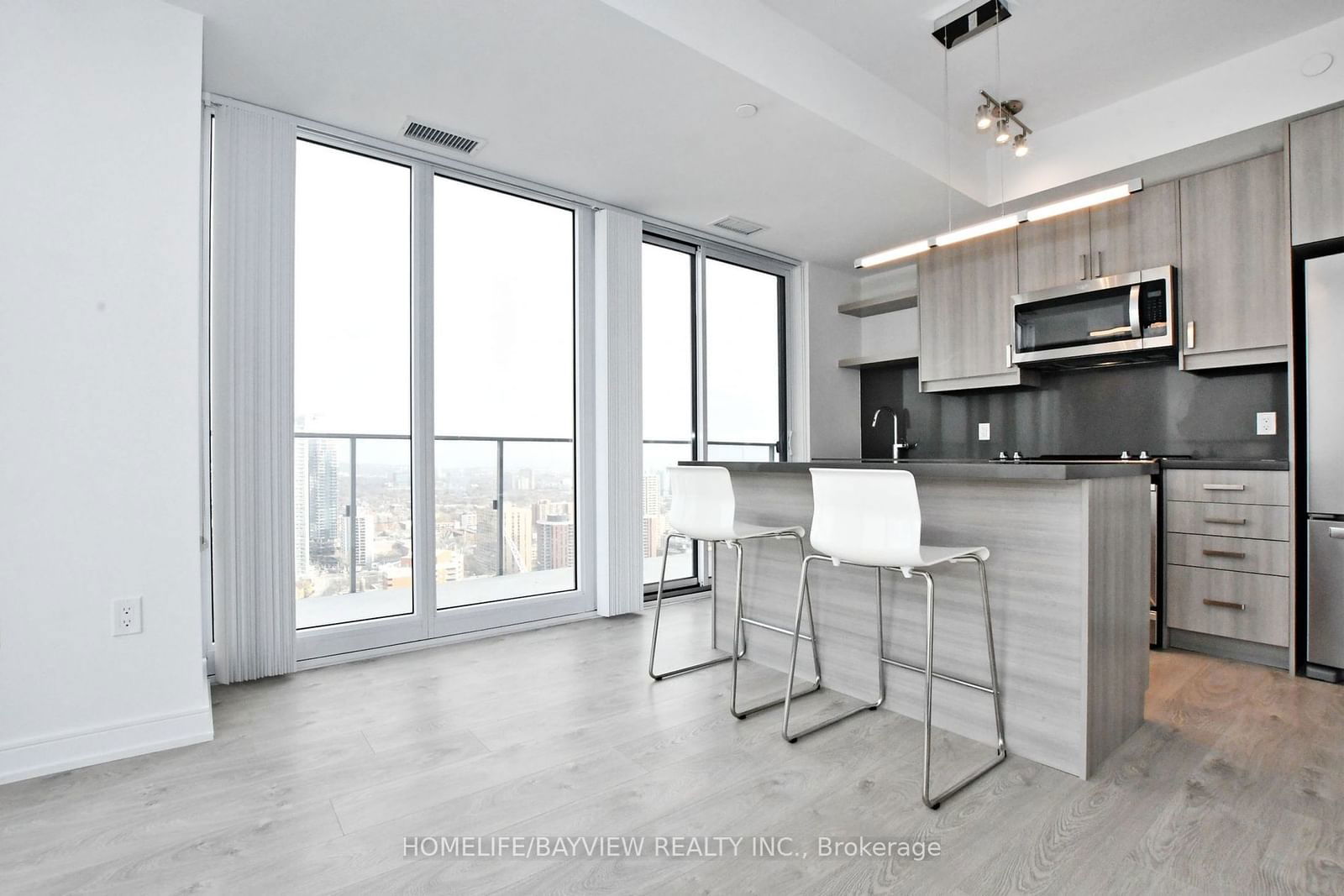 50 Wellesley St, unit 4004 for rent