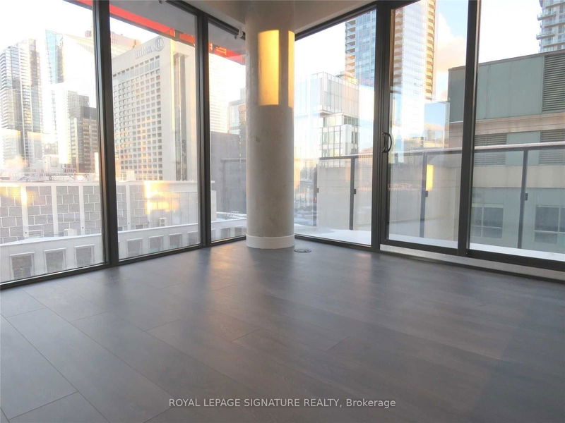 215 Queen St W, unit 1311 for rent