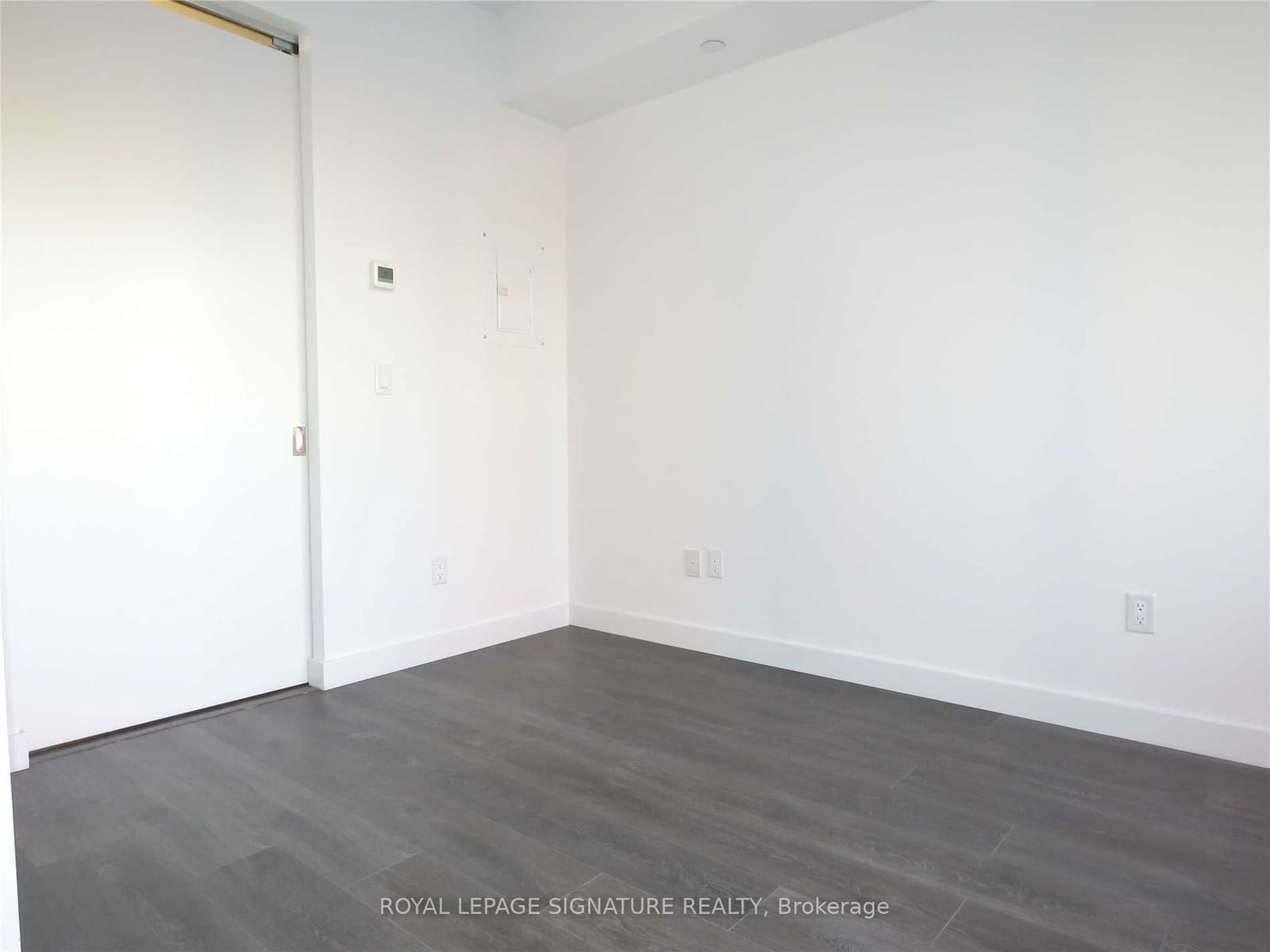 215 Queen St W, unit 1311 for rent