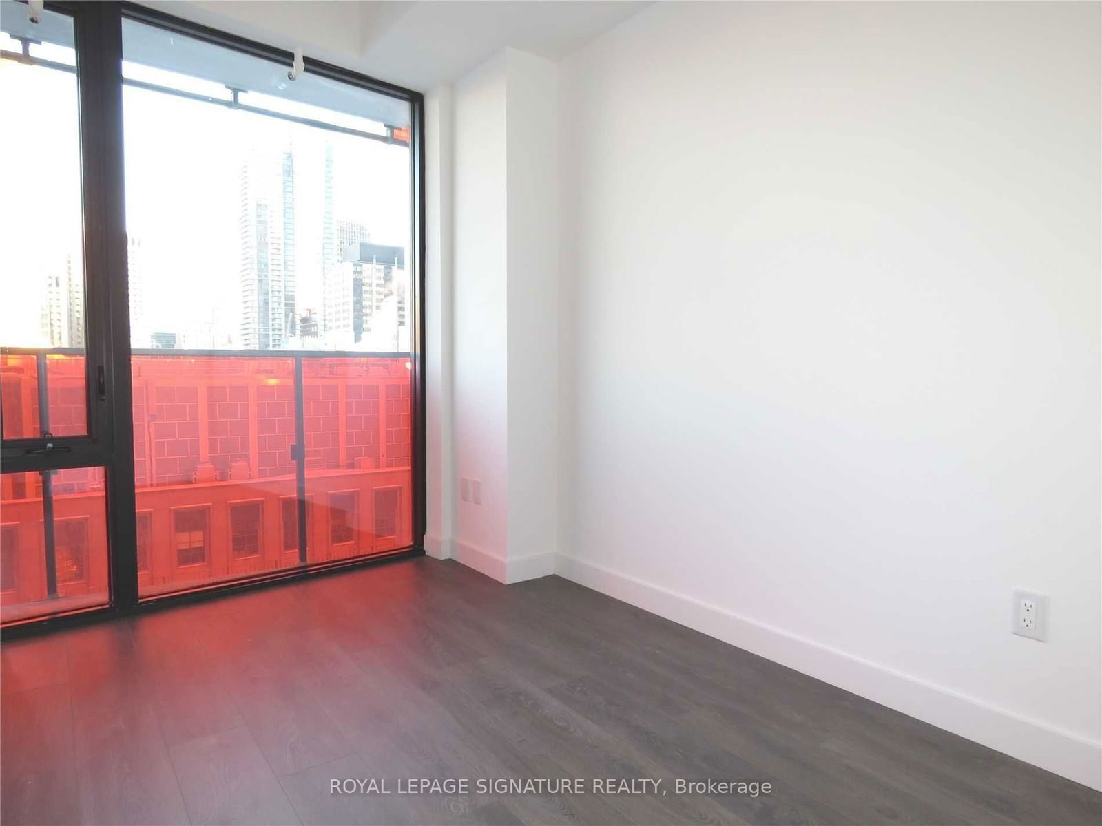 215 Queen St W, unit 1311 for rent