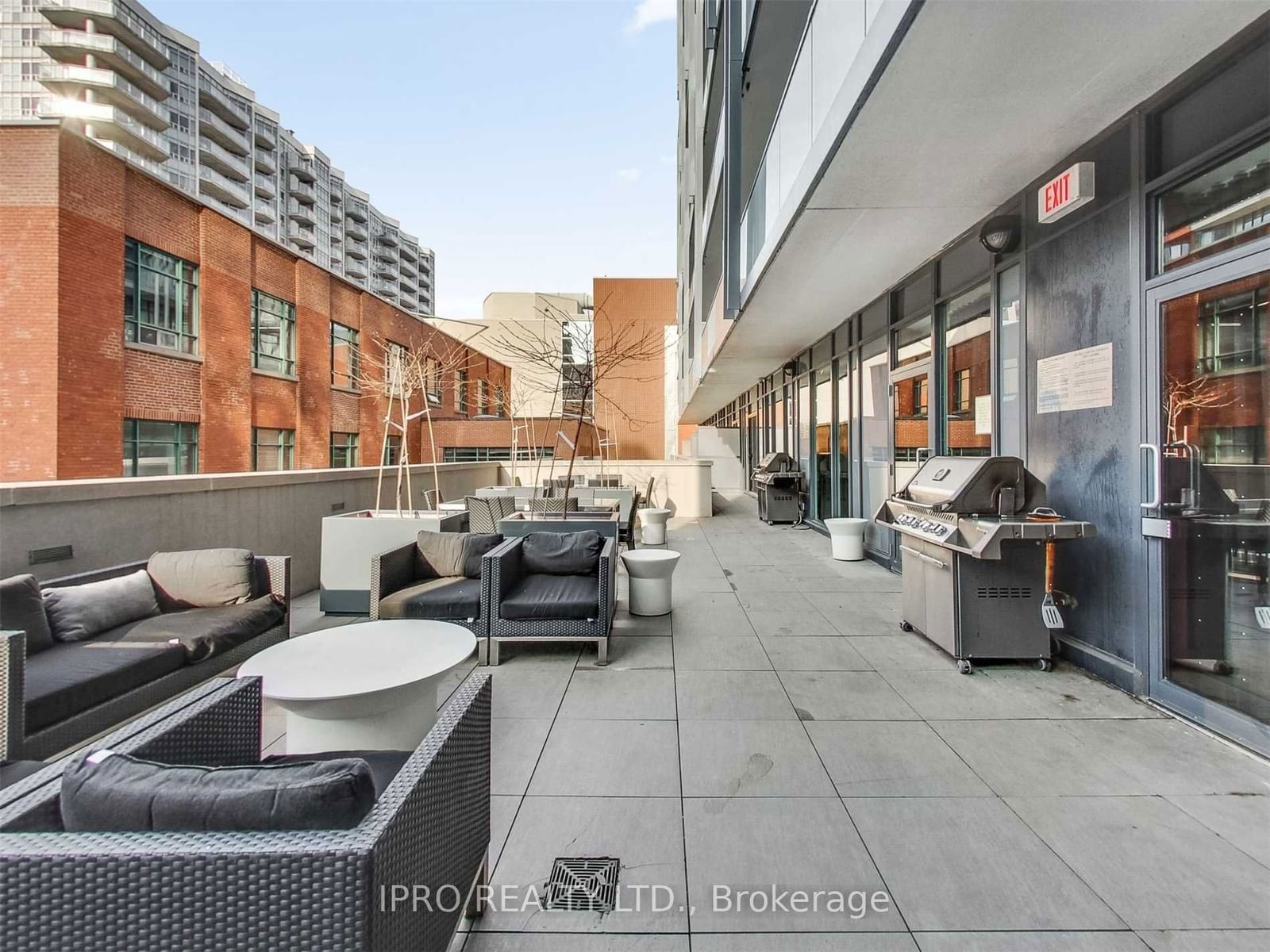 105 George St, unit 1602 for sale