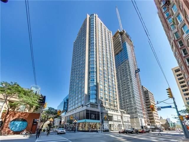 Residences of Yorkville Plaza, Downtown, Toronto