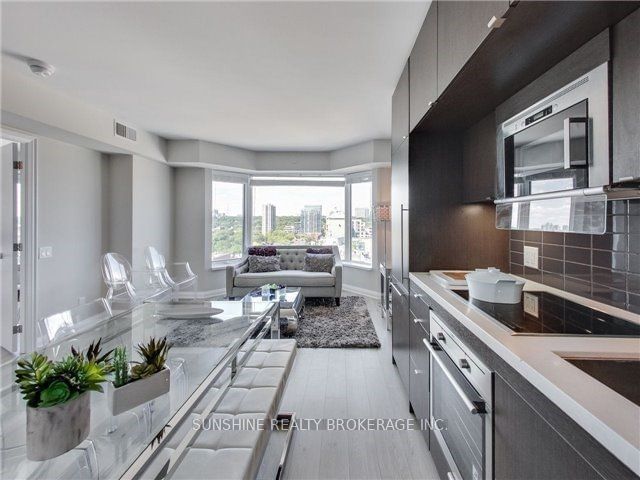 155 Yorkville Ave, unit 1518 for sale