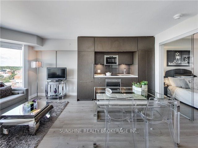 155 Yorkville Ave, unit 1518 for sale