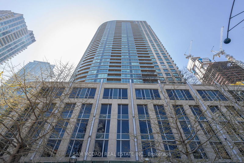 18 Yonge St, unit 3209 for rent