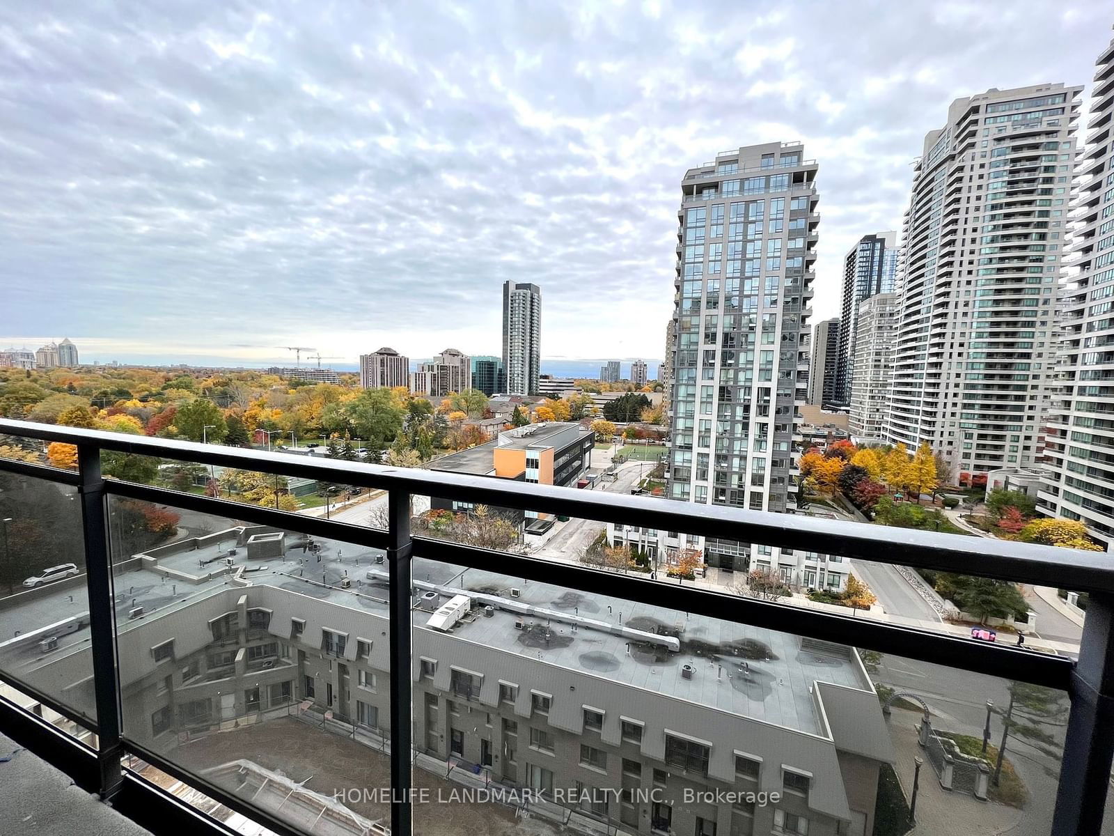 Hollywood Plaza II Condos, North York, Toronto