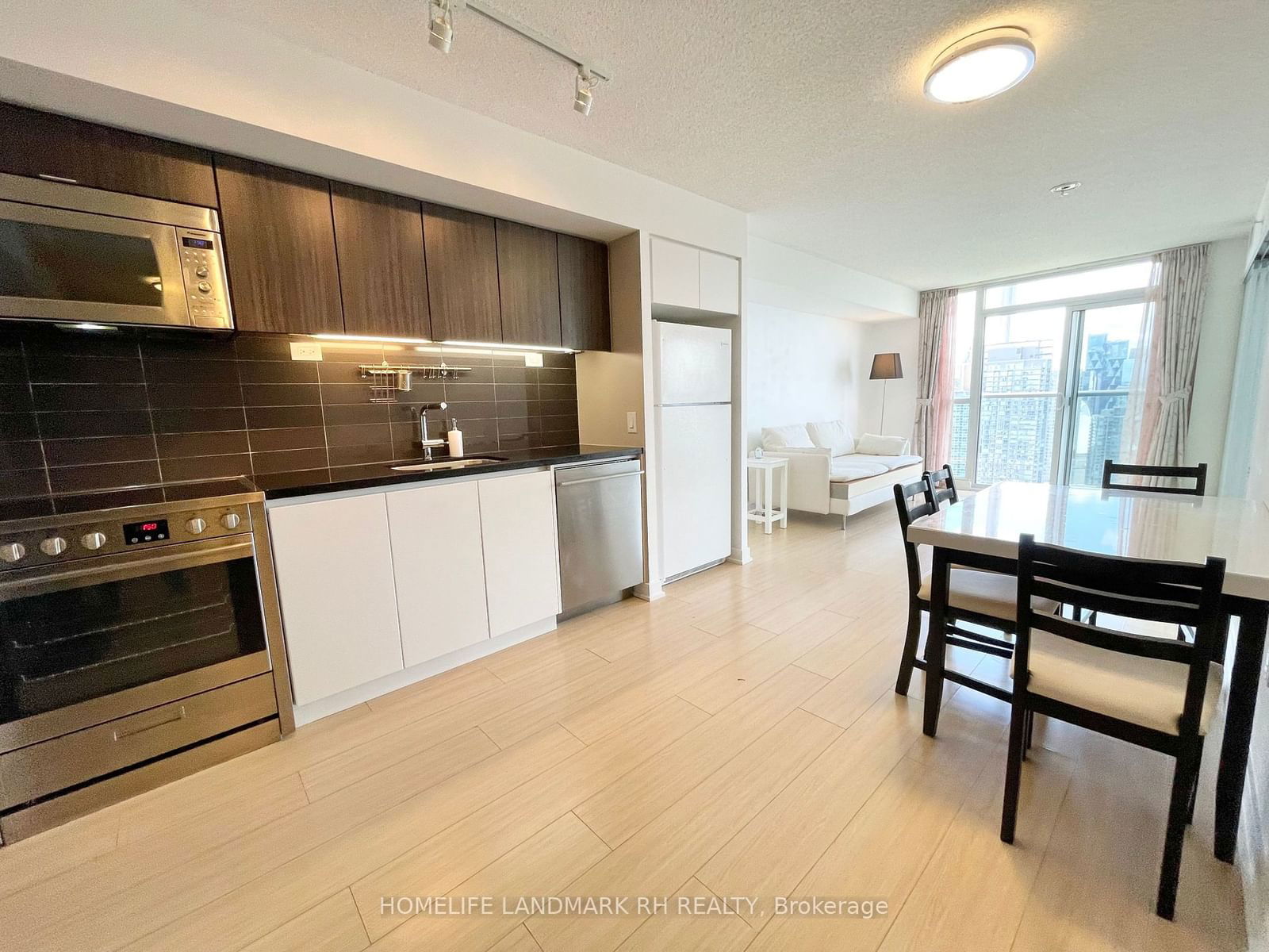 75 Queens Wharf Rd, unit 4203 for rent