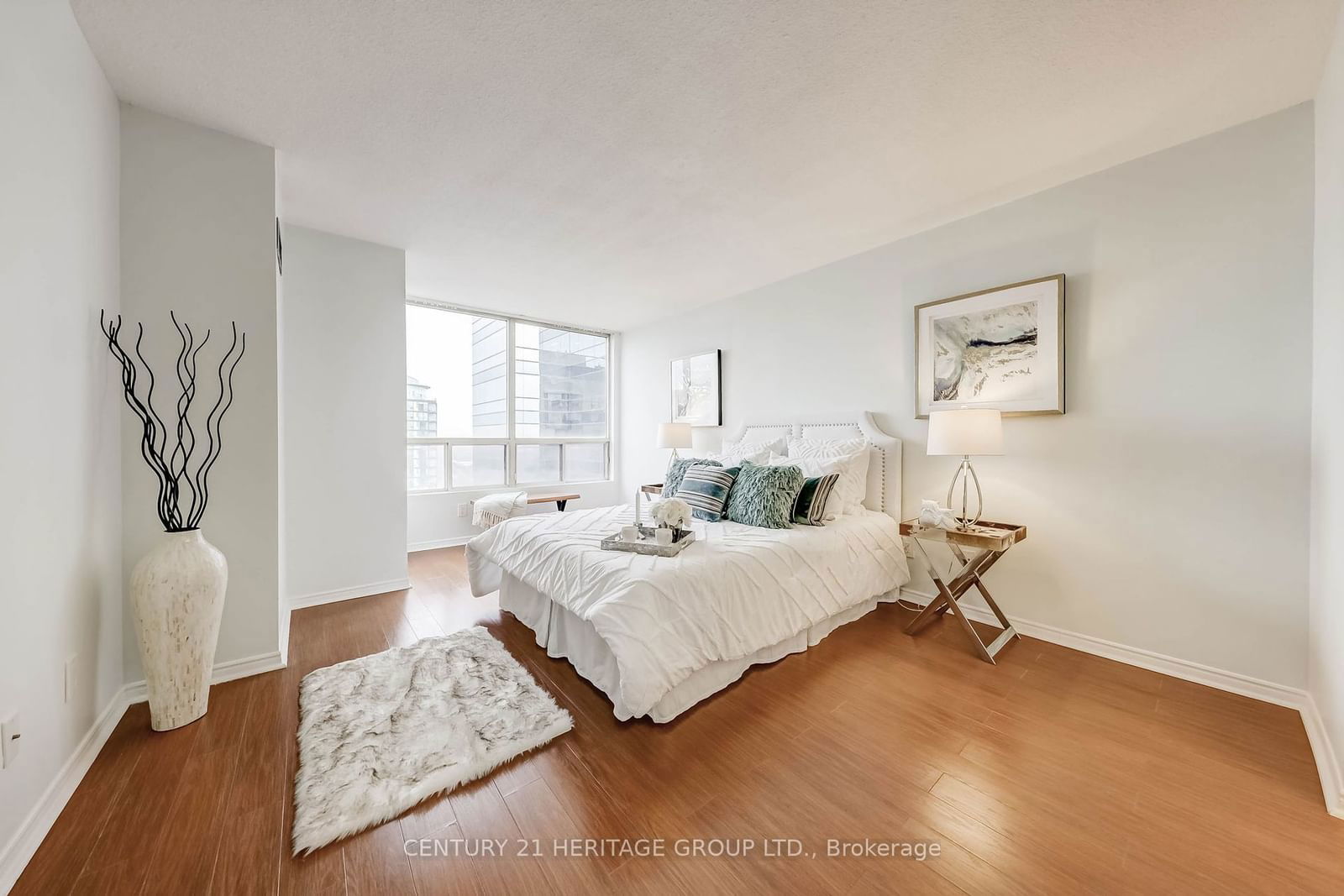 5765 Yonge St, unit Ph302 for sale