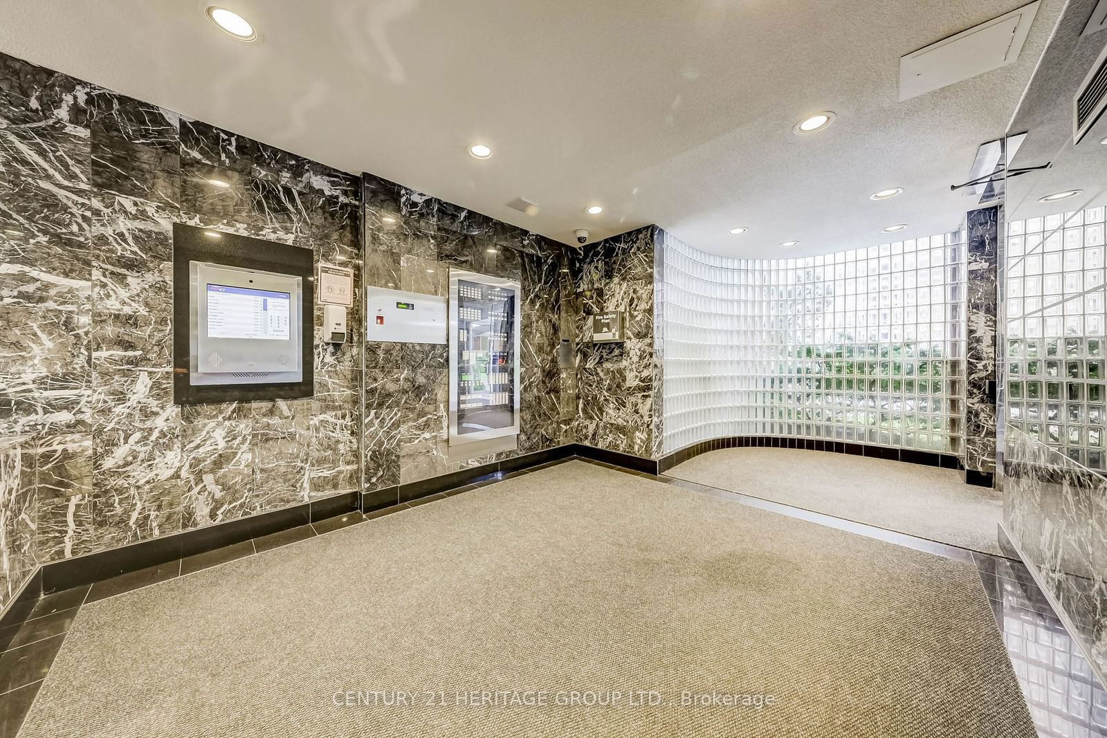 5765 Yonge St, unit Ph302 for sale