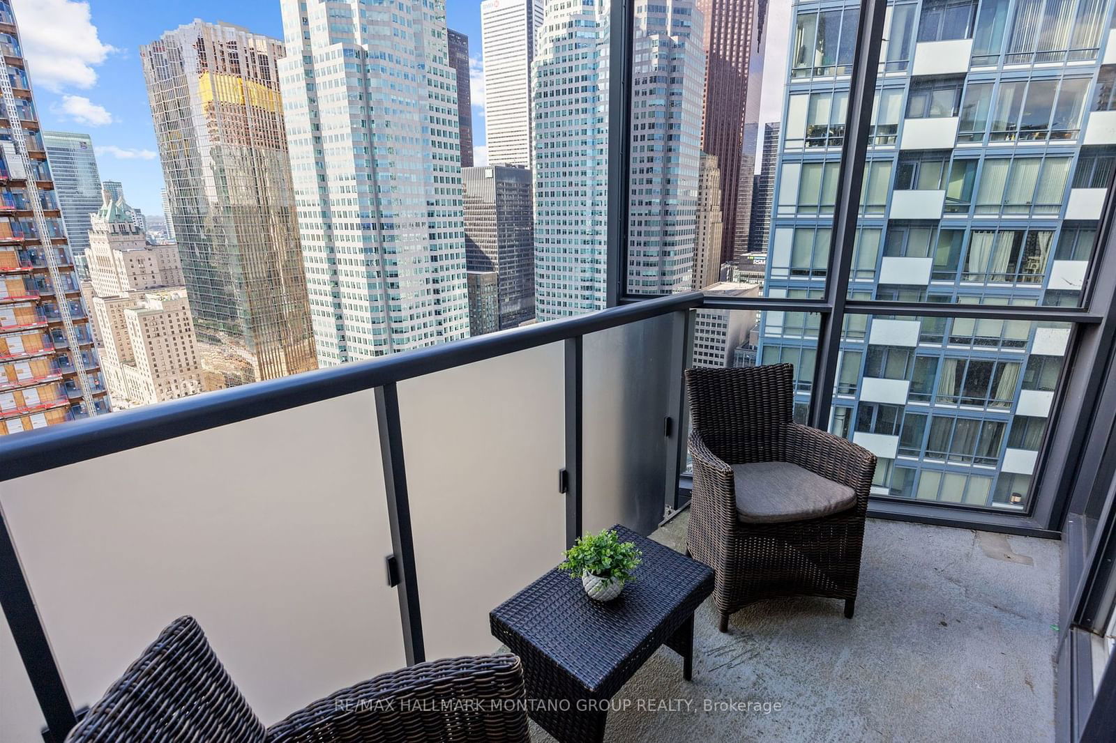 1 The Esplanade, unit PH3604 for sale