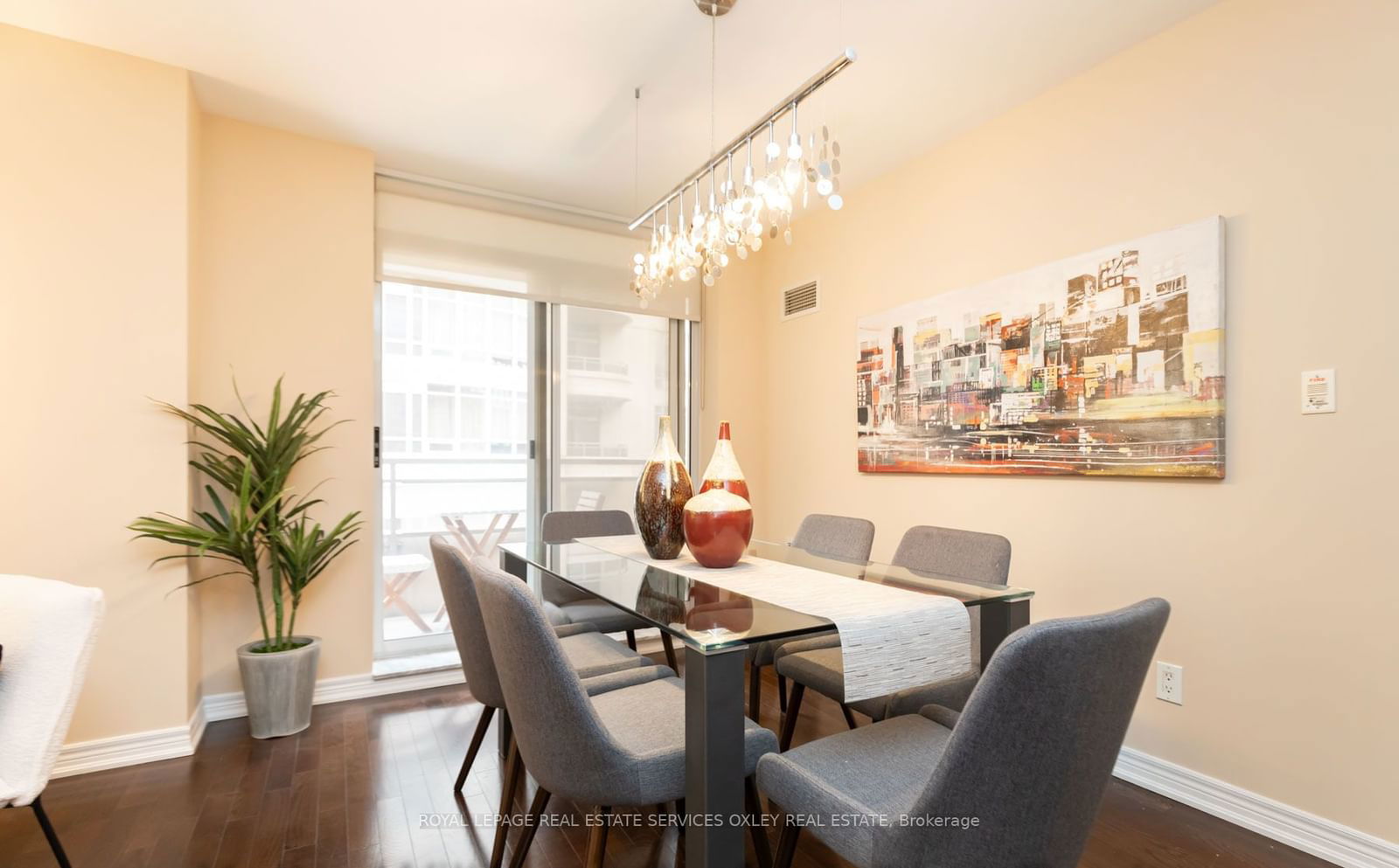 60 St Clair Ave W, unit 302 for rent