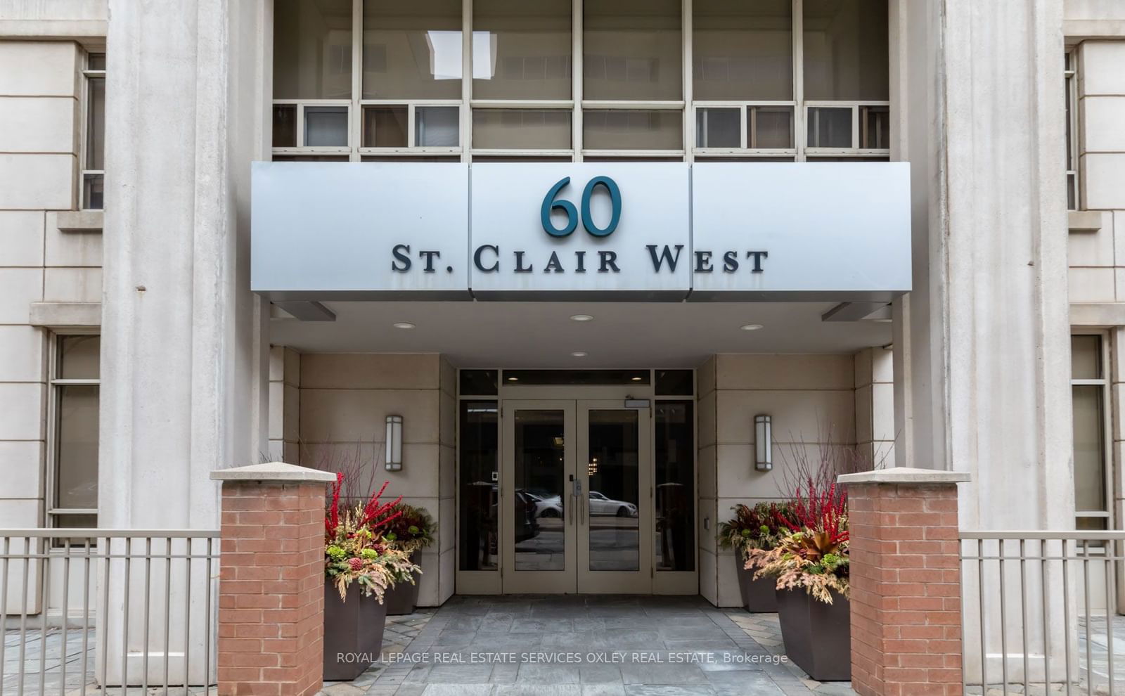 60 St Clair Ave W, unit 302 for rent