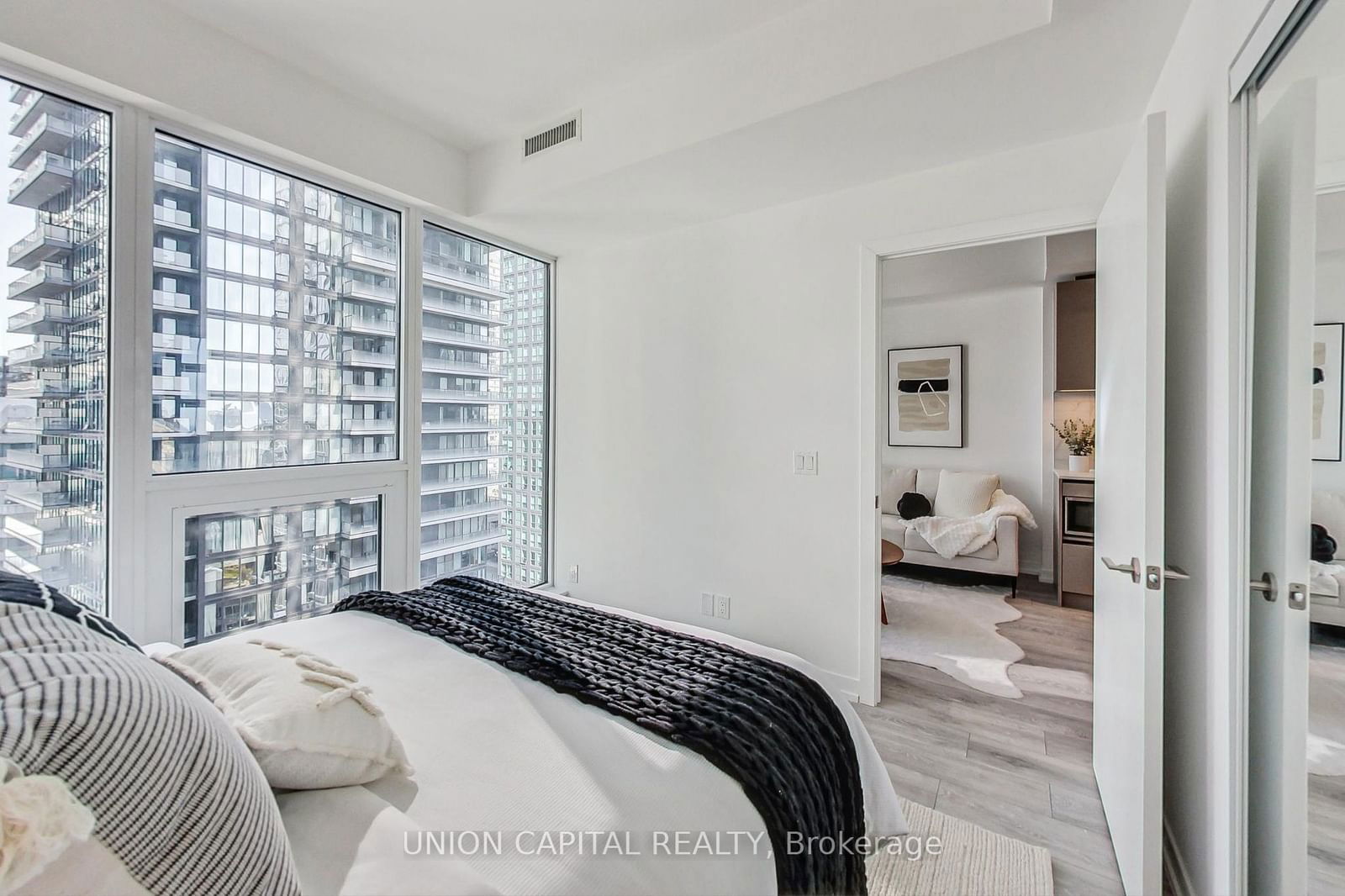 55 Mercer St, unit 2607 for sale