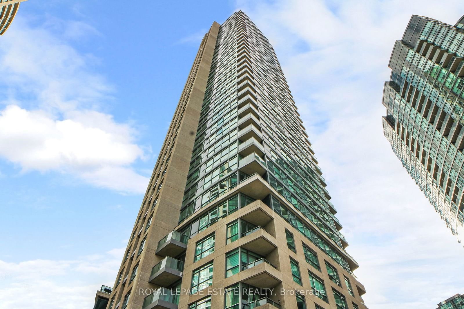 219 Fort York Blvd, unit 3306 for rent